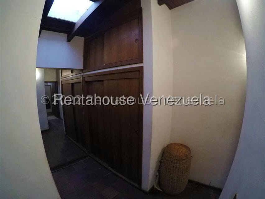 Casa (1 Nivel) en Venta en Prados del Este, Distrito Metropolitano - 16