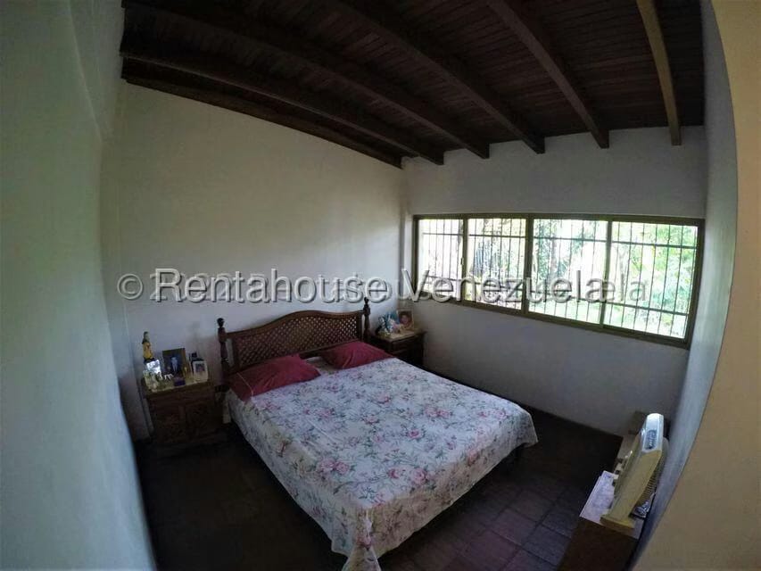 Casa (1 Nivel) en Venta en Prados del Este, Distrito Metropolitano - 18