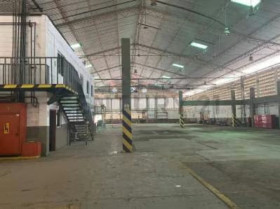 Venta de Galpon Industrial activo ubicado en la zona Industrial Sur - 7