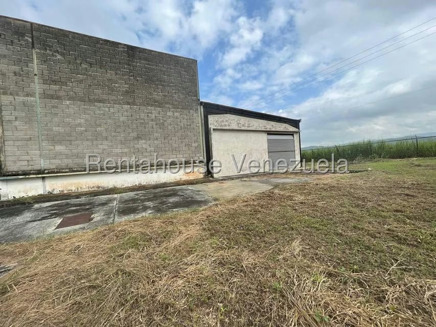 Comercial (Local Comercial) en Venta en Municipio Peña, Yaracuy - 4
