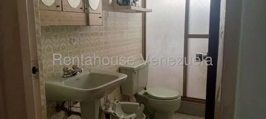 Apartamento en Venta en Sucre Caracas - 2