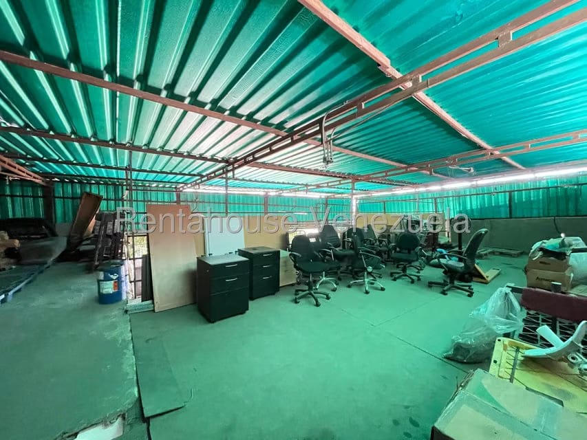 Comercial (Galpon - Deposito) en Alquiler en Baruta, Distrito Metropolitano - 15