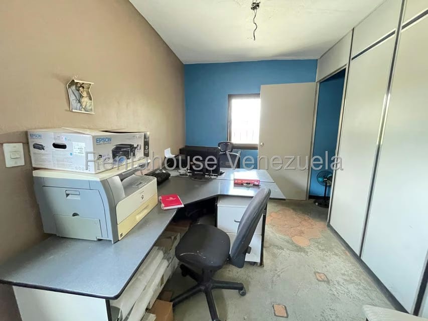 Comercial (Galpon - Deposito) en Alquiler en Baruta, Distrito Metropolitano - 27