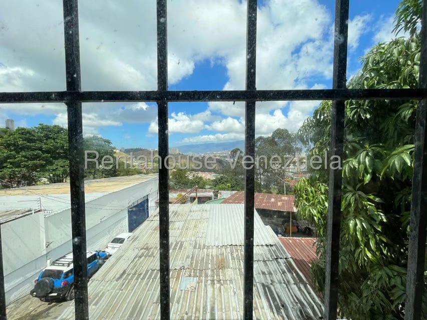 Comercial (Galpon - Deposito) en Alquiler en Baruta, Distrito Metropolitano - 37