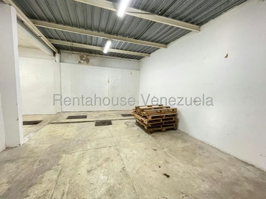 Comercial (Galpon - Deposito) en Alquiler en Baruta, Distrito Metropolitano - 7