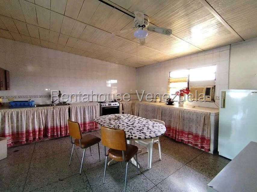 Apartamento (Multiples Niveles) en Venta en Guigue, Carabobo - 3