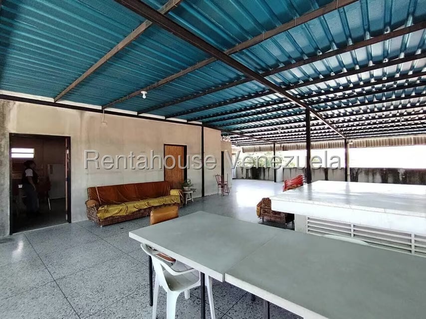 Apartamento (Multiples Niveles) en Venta en Guigue, Carabobo - 4