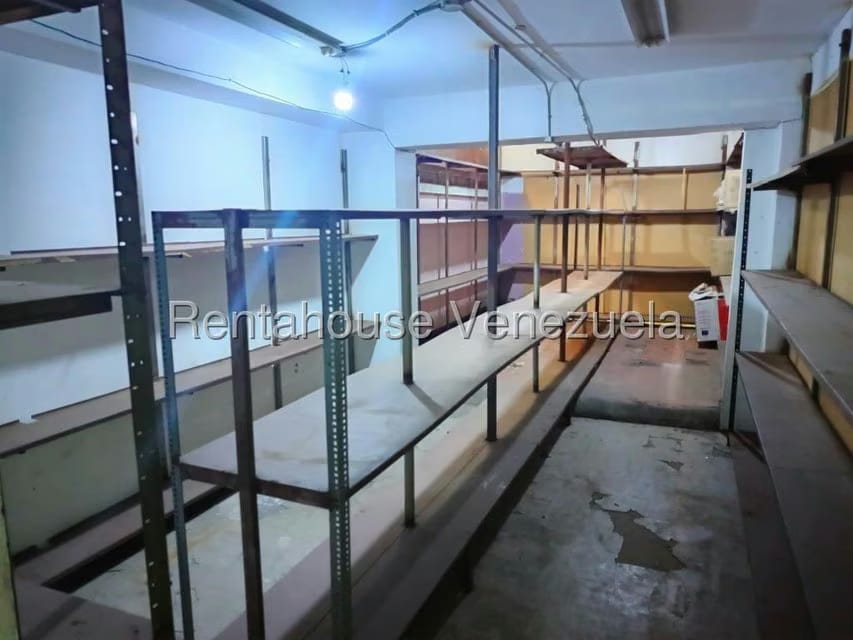 Comercial (Edificio) en Venta en Parroquia Catedral, Distrito Metropolitano - 20