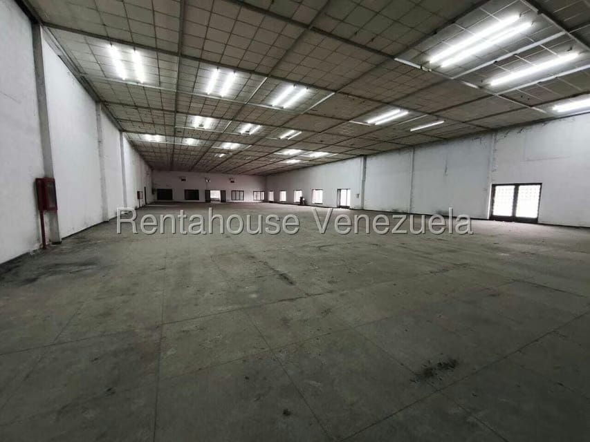 Comercial (Galpon - Deposito) en Venta en Intercomunal Turmero Maracay, Aragua - 17