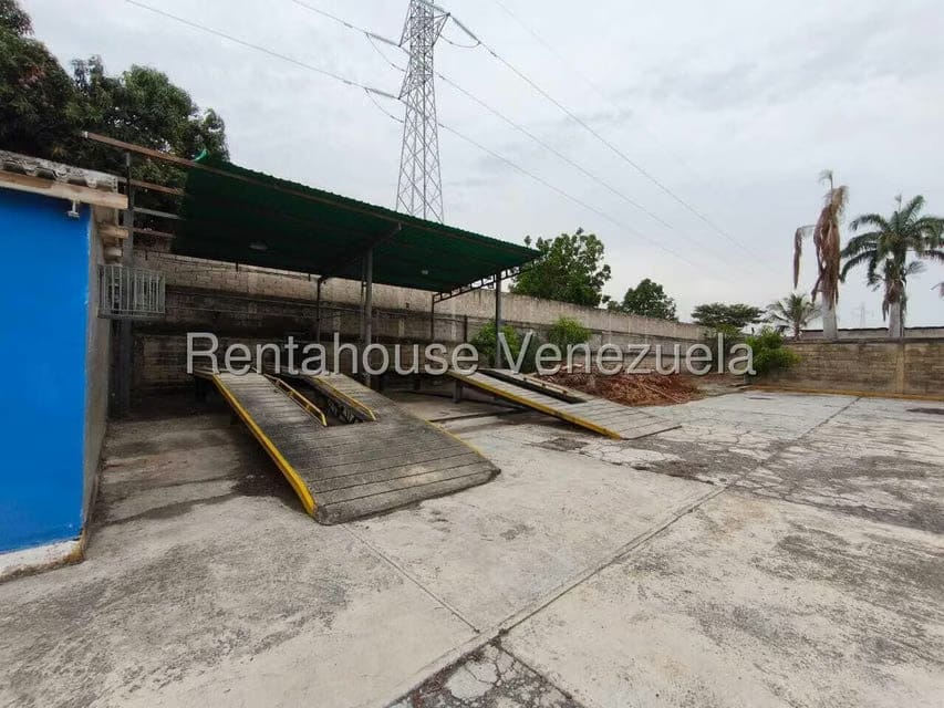 Comercial (Galpon - Deposito) en Venta en Intercomunal Turmero Maracay, Aragua - 52
