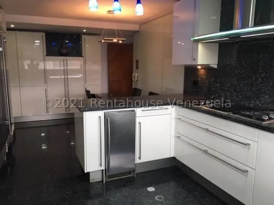 Apartamento en Venta en La Florida Caracas - 13