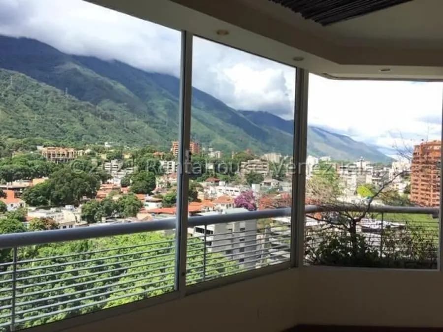 Apartamento en Venta en La Florida Caracas - 17