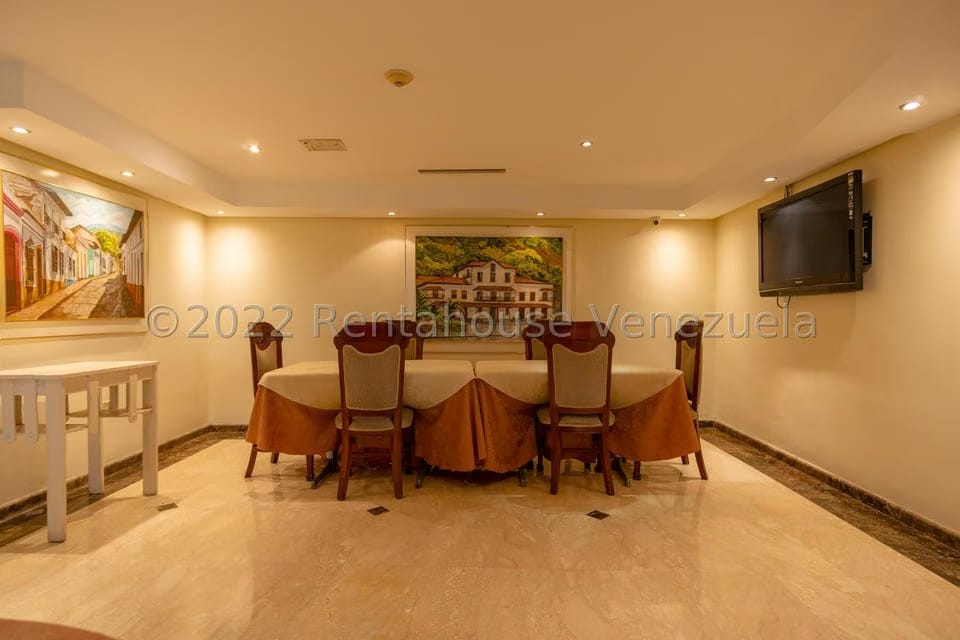 Comercial (Local Comercial) en Venta en La Atlantida, Vargas - 13