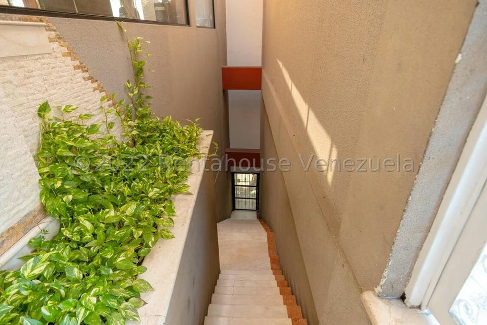 Comercial (Local Comercial) en Venta en La Atlantida, Vargas - 14