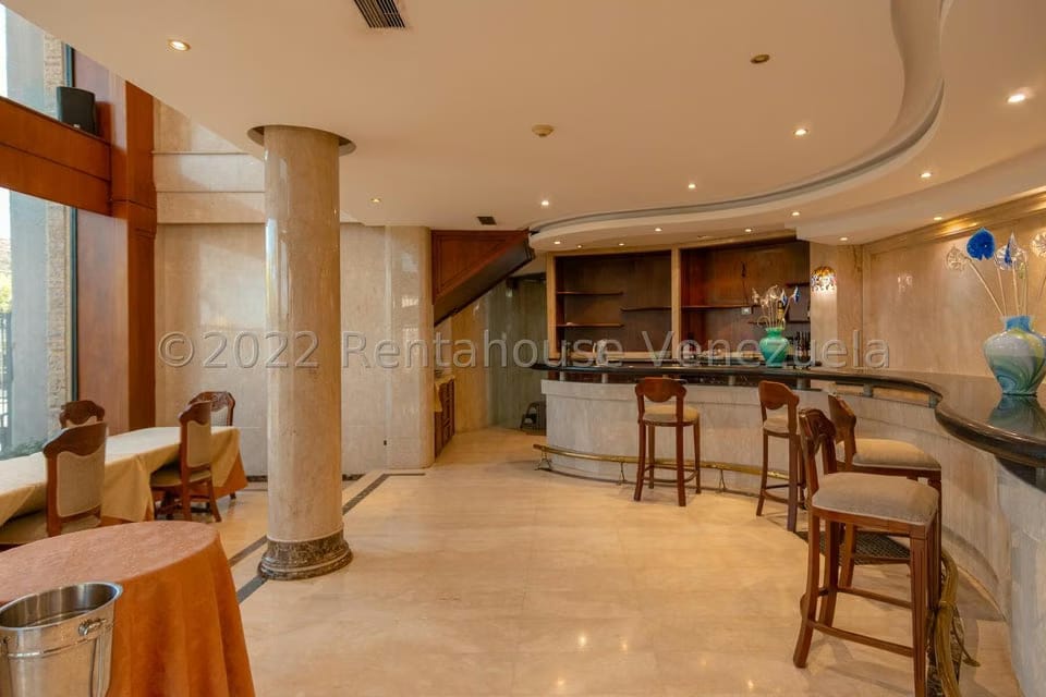 Comercial (Local Comercial) en Venta en La Atlantida, Vargas - 3