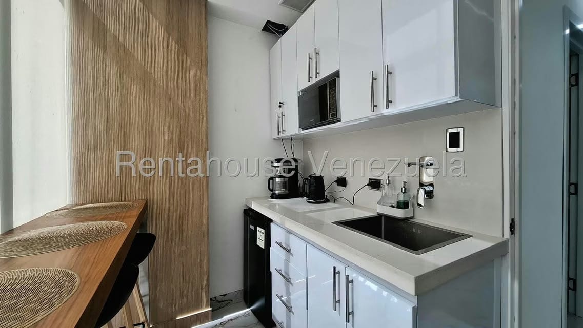 Comercial (Consultorio Medico) en Venta en La Trinidad, Distrito Metropolitano - 6