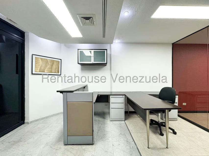 Comercial (Local Comercial) en Alquiler en Chuao, Distrito Metropolitano - 16