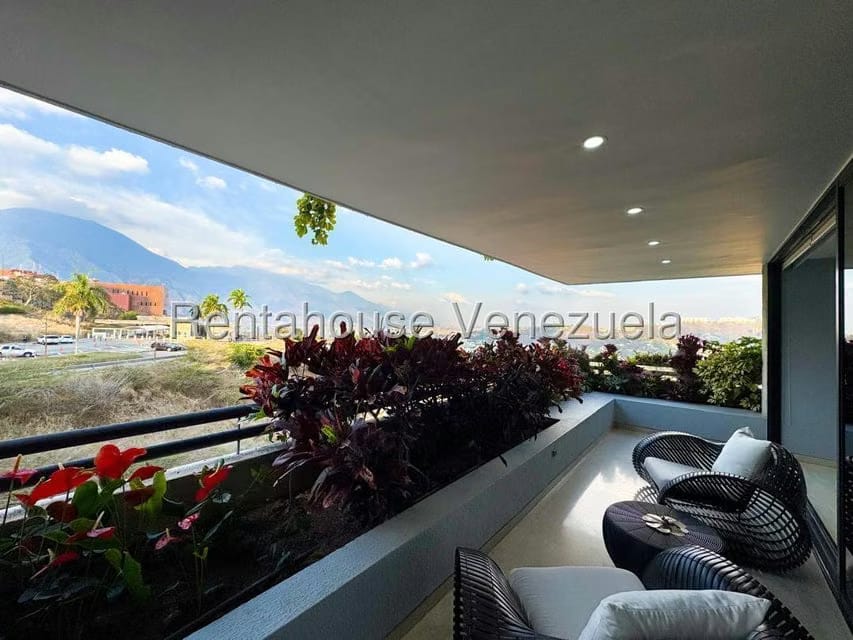 Apartamento (Penthouse) en Venta en Colinas de Valle Arriba, Distrito Metropolitano - 6