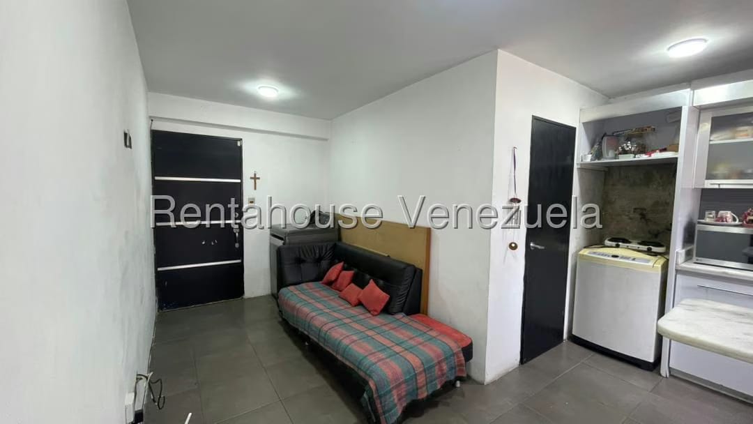 Apartamento (1 Nivel) en Venta en Montalban II, Distrito Metropolitano - 3