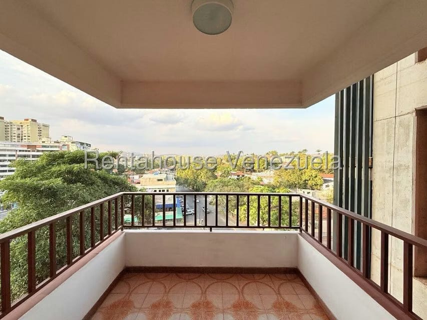Apartamento (1 Nivel) en Alquiler en Parroquia Santa Rosa, Lara - 13