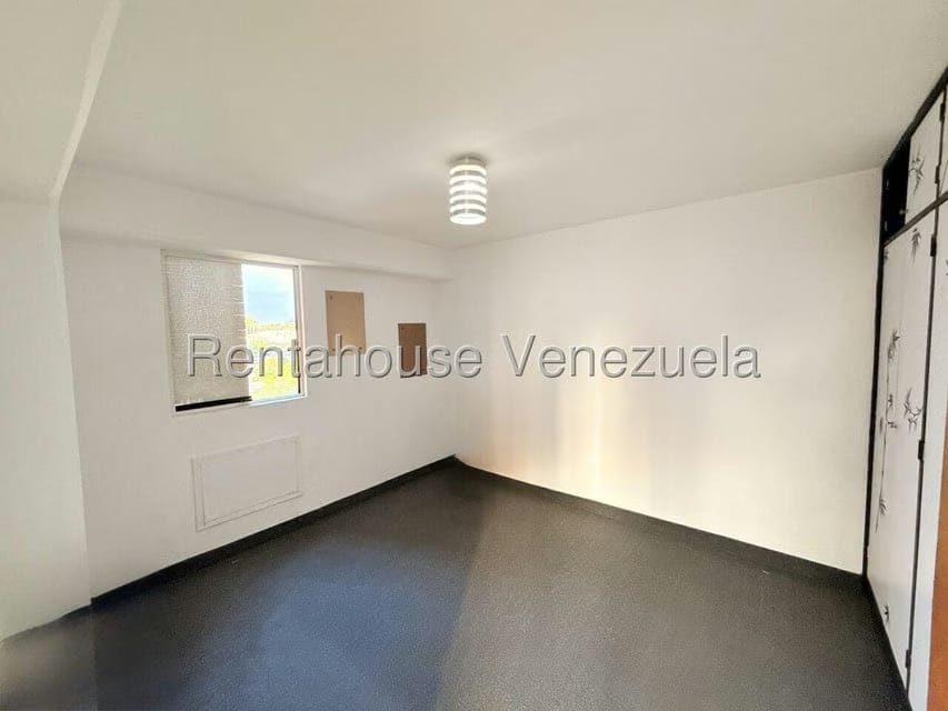 Apartamento (1 Nivel) en Alquiler en Parroquia Santa Rosa, Lara - 21
