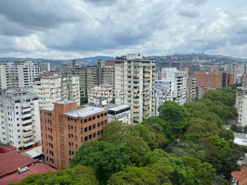 Apartamento (1 Nivel) en Venta en La Florida, Distrito Metropolitano - 14