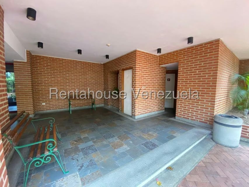 Apartamento (1 Nivel) en Venta en La Florida, Distrito Metropolitano - 25