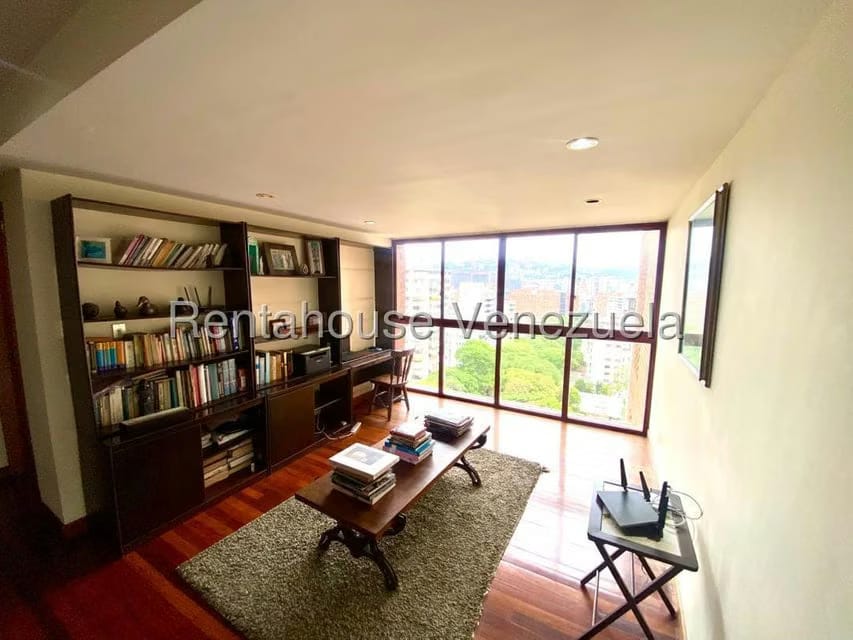 Apartamento (1 Nivel) en Venta en La Florida, Distrito Metropolitano - 29
