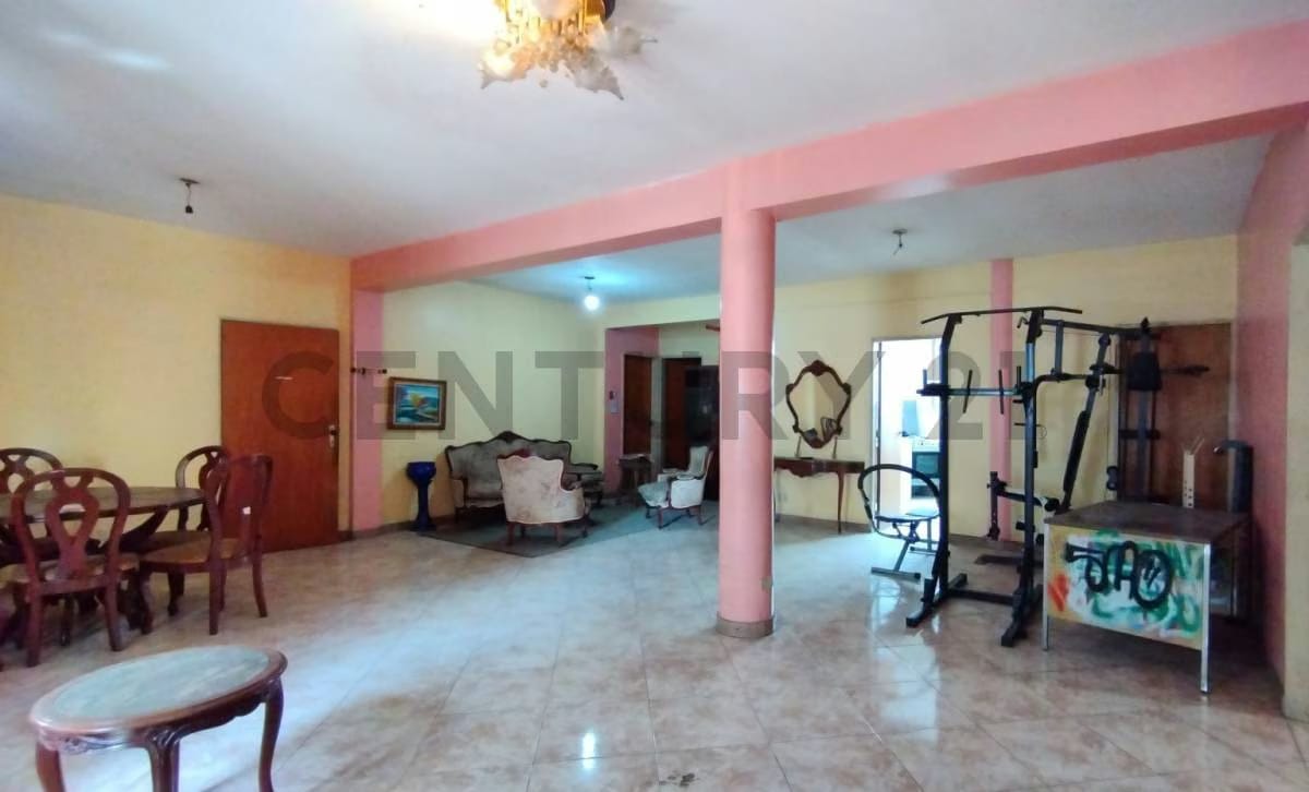 MUN. LIBERTADOR, Edificio Comercial en Venta, Prroquia Santa Rosalia CARACAS - 19