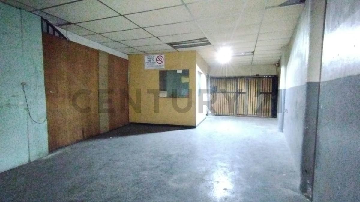 MUN. LIBERTADOR, Edificio Comercial en Venta, Prroquia Santa Rosalia CARACAS - 4