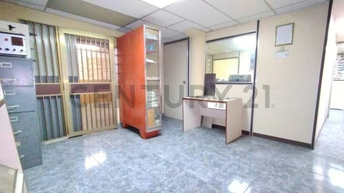 MUN. LIBERTADOR, Edificio Comercial en Venta, Prroquia Santa Rosalia CARACAS - 5