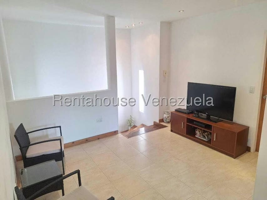 Casa (Multipes Niveles) en Venta en Lomas del Halcon, Distrito Metropolitano - 14