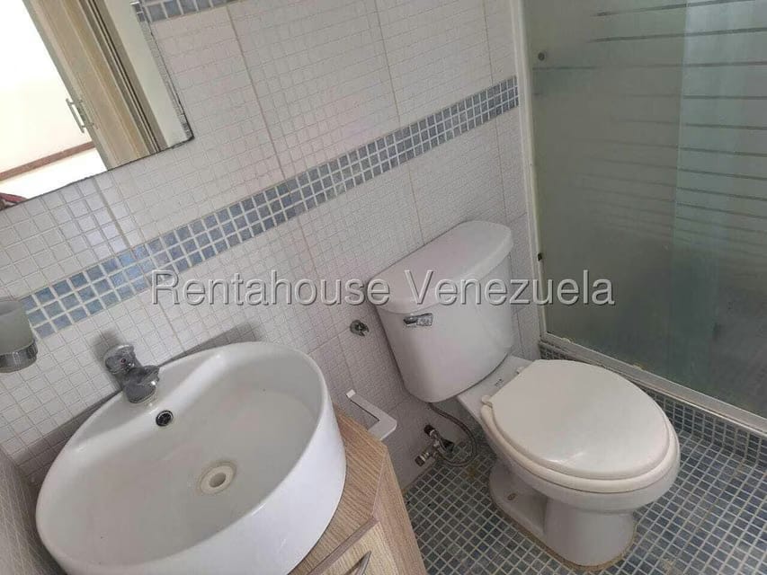 Casa (Multipes Niveles) en Venta en Lomas del Halcon, Distrito Metropolitano - 19