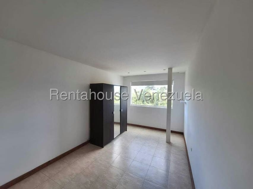 Casa (Multipes Niveles) en Venta en Lomas del Halcon, Distrito Metropolitano - 20