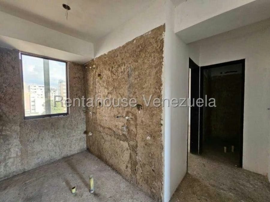 Apartamento en Venta en Las Delicias Maracay - 11