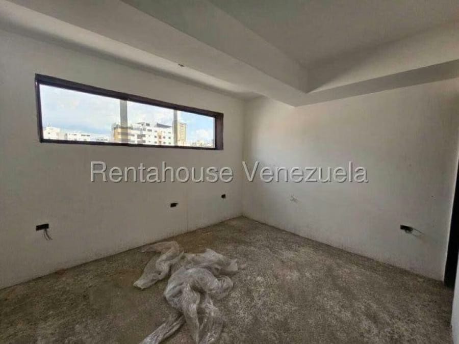 Apartamento en Venta en Las Delicias Maracay - 13
