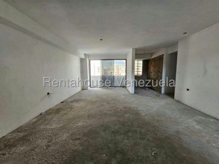 Apartamento en Venta en Las Delicias Maracay - 7