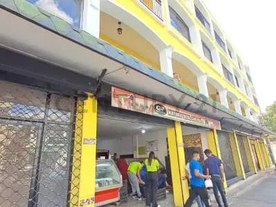 LOCAL COMERCIAL EN LA AV PORTUGUESA DE ANACO