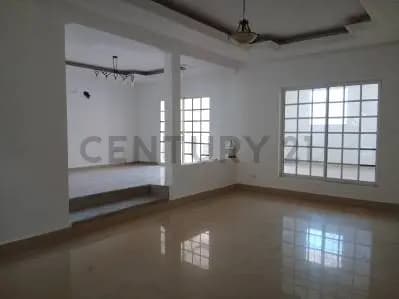 Casa Dúplex en Venta: Exclusividad y Confort en Urbanización Mundo Nuevo. - 7