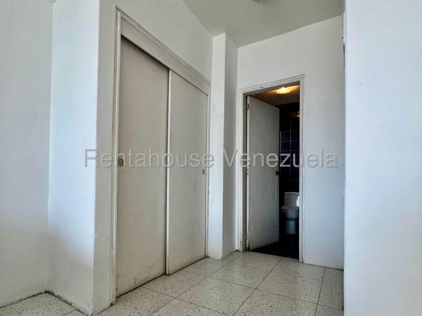 Apartamento (1 Nivel) en Venta en Playa Grande, Vargas - 17