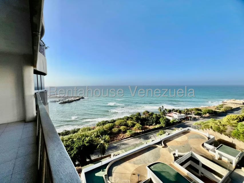 Apartamento (1 Nivel) en Venta en Playa Grande, Vargas - 25
