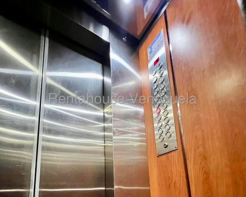 Apartamento (1 Nivel) en Venta en Playa Grande, Vargas - 5