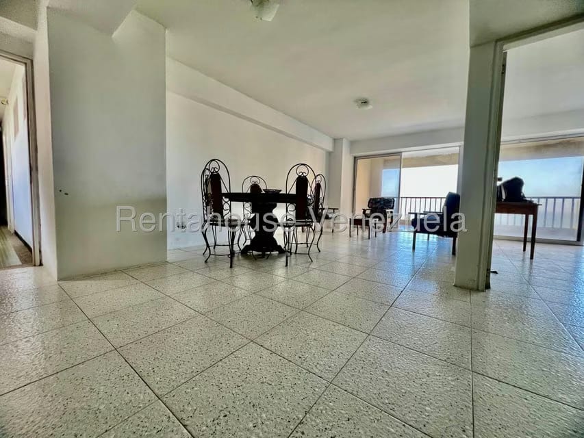 Apartamento (1 Nivel) en Venta en Playa Grande, Vargas - 9
