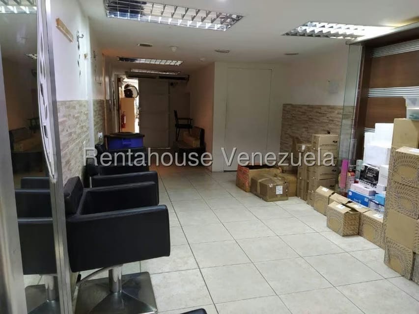 Comercial (Local Comercial) en Alquiler en Parroquia Catedral, Distrito Metropolitano - 19