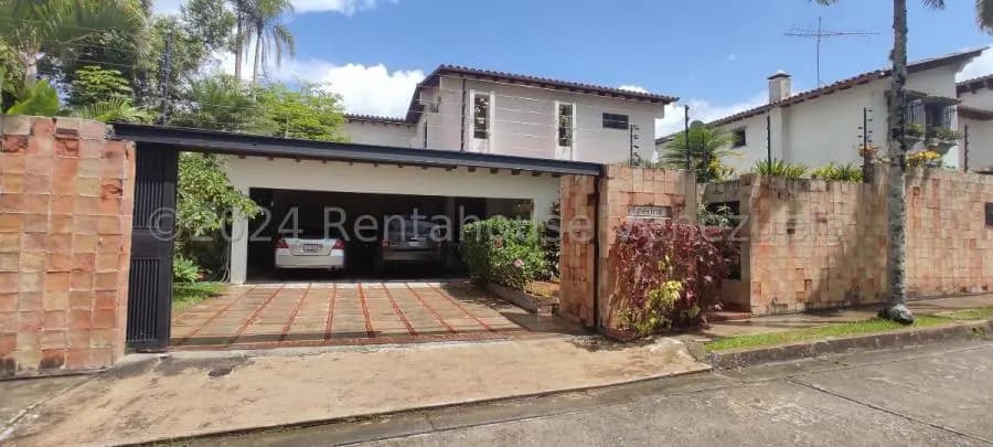 Casa en Venta en Lomas de La Lagunita Caracas - 3