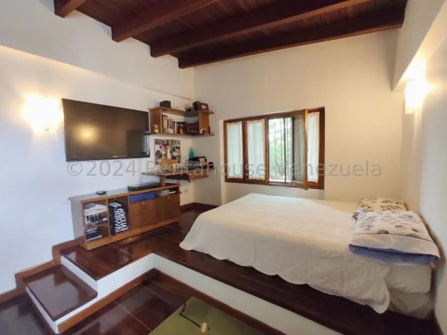 Casa en Venta en Lomas de La Lagunita Caracas - 4