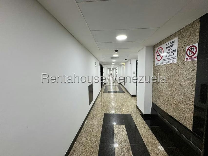 Comercial (Oficina) en Venta en El Hatillo, Distrito Metropolitano - 3
