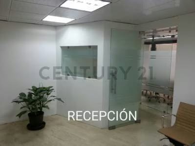 Cómoda y Bella Oficina en el CCCT - 2