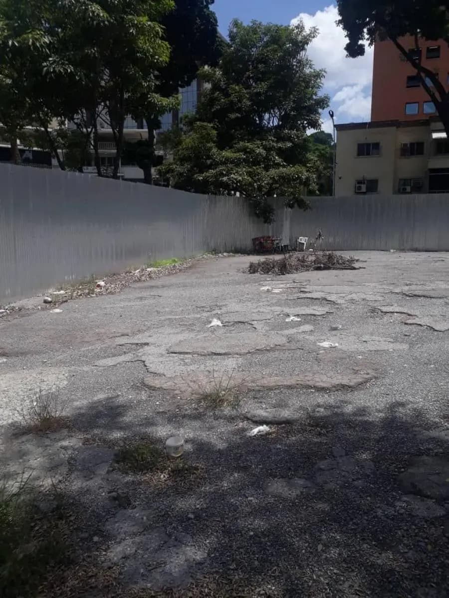 Terreno en Venta en Las Mercedes. Baruta Caracas - 2