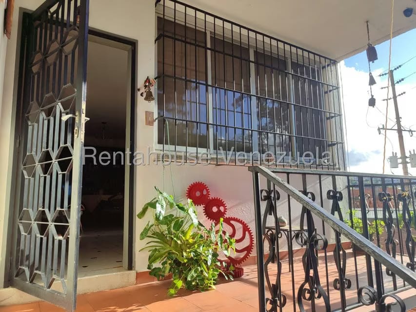 Casa (Multipes Niveles) en Venta en Hacienda Las Marias, Distrito Metropolitano - 3